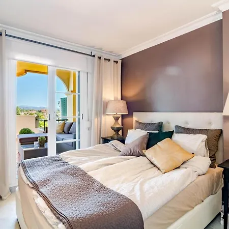 Sat1-walking Distance To Puerto Banus Apartment Marbella