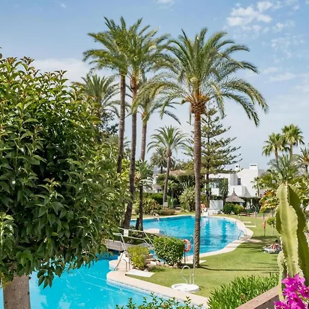 Sat1-walking Distance To Puerto Banus